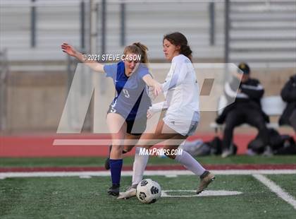 Thumbnail 2 in Rio Americano vs University Prep (Rocklin/Whitney Invitational) photogallery.