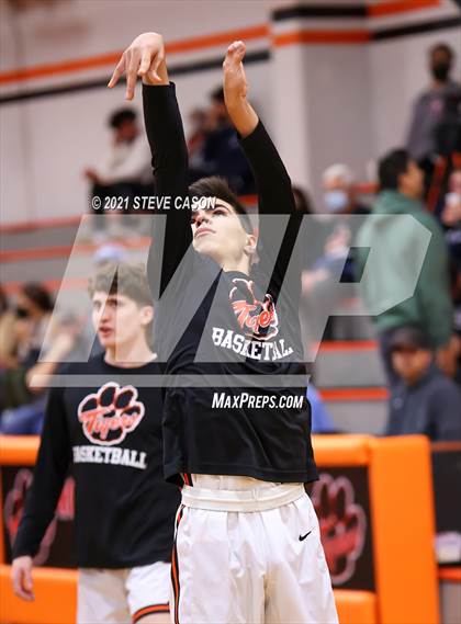 Thumbnail 1 in Enochs vs Roseville (Tiger Classic) photogallery.