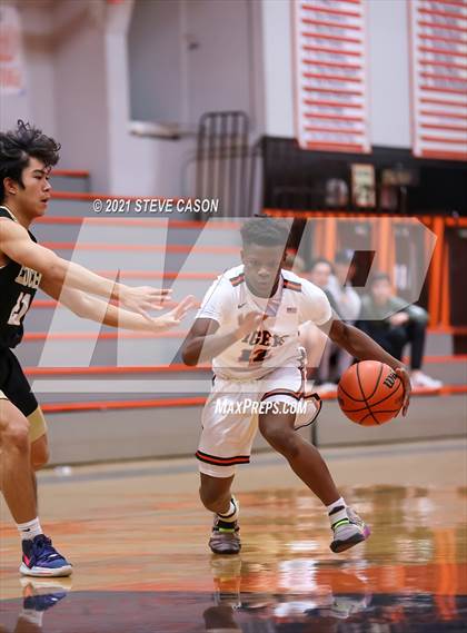 Thumbnail 1 in Enochs vs Roseville (Tiger Classic) photogallery.