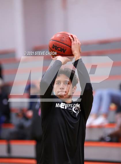 Thumbnail 2 in Enochs vs Roseville (Tiger Classic) photogallery.