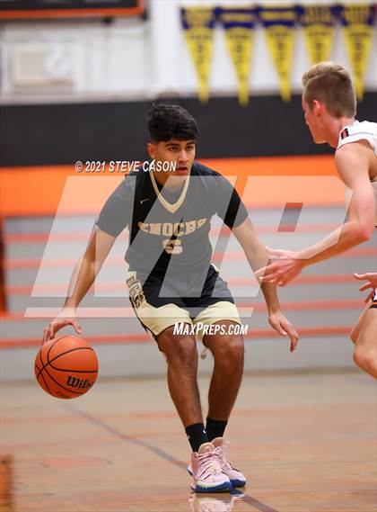 Thumbnail 3 in Enochs vs Roseville (Tiger Classic) photogallery.