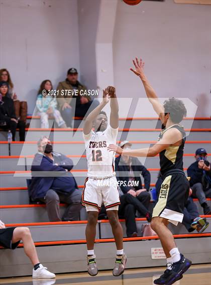 Thumbnail 1 in Enochs vs Roseville (Tiger Classic) photogallery.