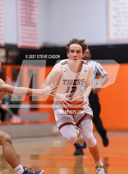 Thumbnail 1 in Enochs vs Roseville (Tiger Classic) photogallery.