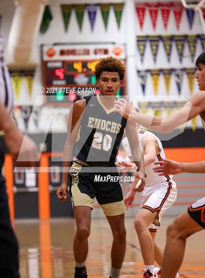 Thumbnail 2 in Enochs vs Roseville (Tiger Classic) photogallery.
