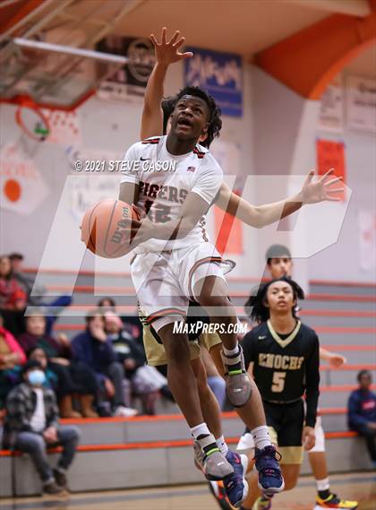 Thumbnail 1 in Enochs vs Roseville (Tiger Classic) photogallery.