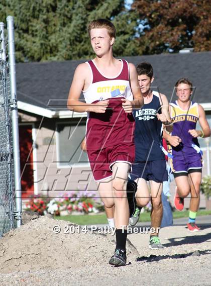 Thumbnail 2 in New Plymouth Invitational (Boys) photogallery.