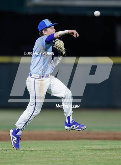 Thumbnail 2 in Carson @ Douglas photogallery.