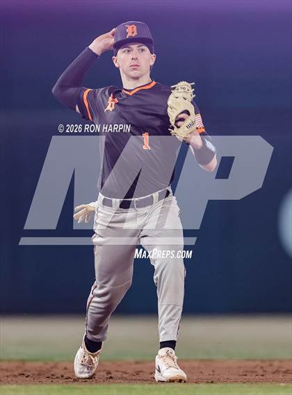 Thumbnail 3 in Carson @ Douglas photogallery.