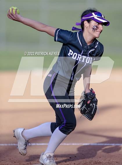 Thumbnail 2 in Beckman vs. Portola photogallery.