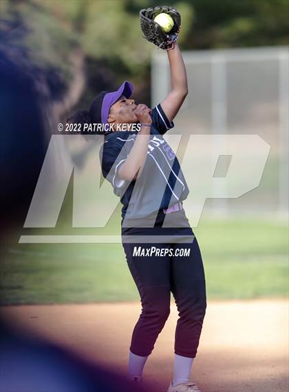 Thumbnail 3 in Beckman vs. Portola photogallery.