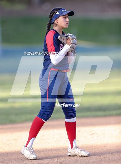 Thumbnail 3 in Beckman vs. Portola photogallery.