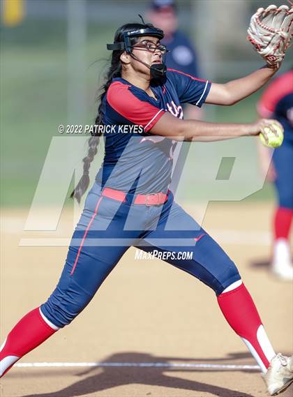 Thumbnail 3 in Beckman vs. Portola photogallery.