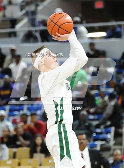 Thumbnail 1 in Peabody vs. Wossman (LHSAA 3A Marsh Madness Final) photogallery.