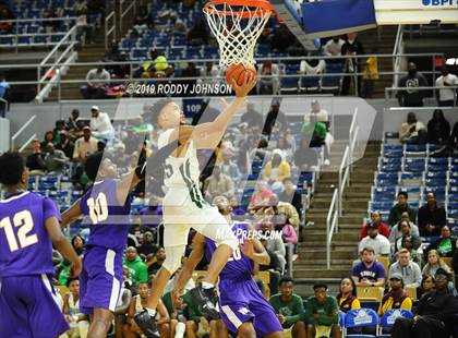 Thumbnail 2 in Peabody vs. Wossman (LHSAA 3A Marsh Madness Final) photogallery.