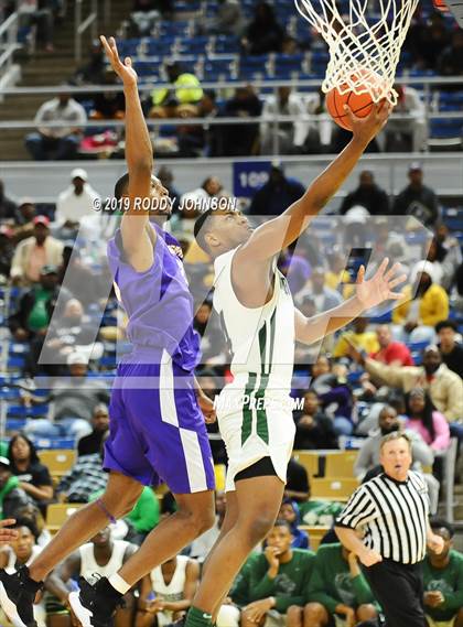 Thumbnail 3 in Peabody vs. Wossman (LHSAA 3A Marsh Madness Final) photogallery.