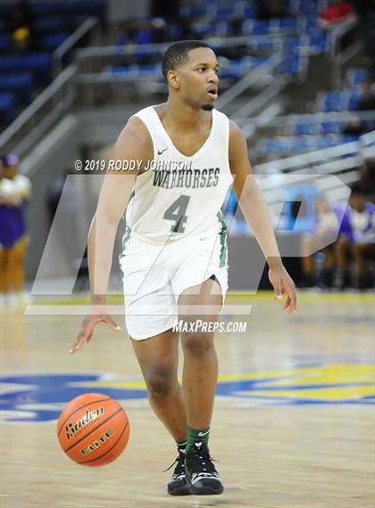 Thumbnail 2 in Peabody vs. Wossman (LHSAA 3A Marsh Madness Final) photogallery.