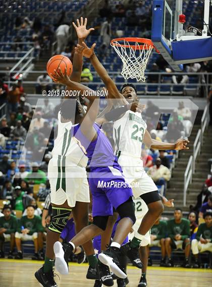 Thumbnail 3 in Peabody vs. Wossman (LHSAA 3A Marsh Madness Final) photogallery.