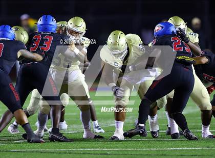 Thumbnail 3 in Long Beach Poly vs. Serra photogallery.