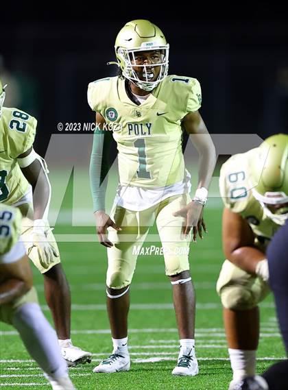 Thumbnail 2 in Long Beach Poly vs. Serra photogallery.