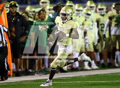 Thumbnail 1 in Long Beach Poly vs. Serra photogallery.