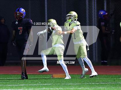 Thumbnail 2 in Long Beach Poly vs. Serra photogallery.
