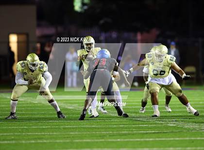 Thumbnail 3 in Long Beach Poly vs. Serra photogallery.