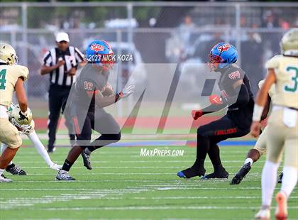 Thumbnail 1 in Long Beach Poly vs. Serra photogallery.