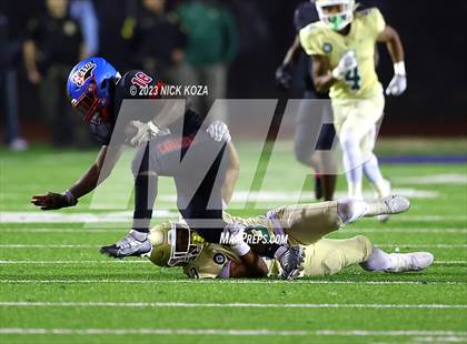 Thumbnail 3 in Long Beach Poly vs. Serra photogallery.