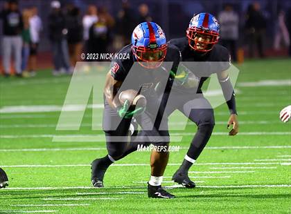 Thumbnail 2 in Long Beach Poly vs. Serra photogallery.