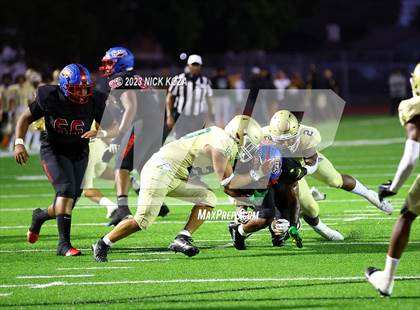 Thumbnail 2 in Long Beach Poly vs. Serra photogallery.