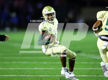 Thumbnail 1 in Long Beach Poly vs. Serra photogallery.