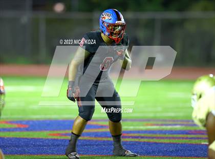 Thumbnail 1 in Long Beach Poly vs. Serra photogallery.