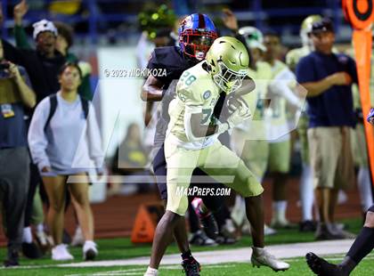 Thumbnail 2 in Long Beach Poly vs. Serra photogallery.