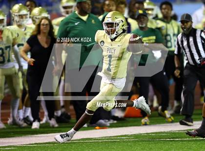 Thumbnail 2 in Long Beach Poly vs. Serra photogallery.