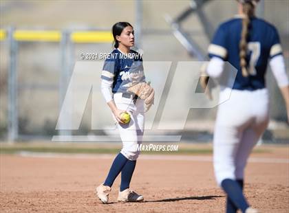 Thumbnail 2 in Frederick vs. Golden (CHSAA 4A Region 4) photogallery.