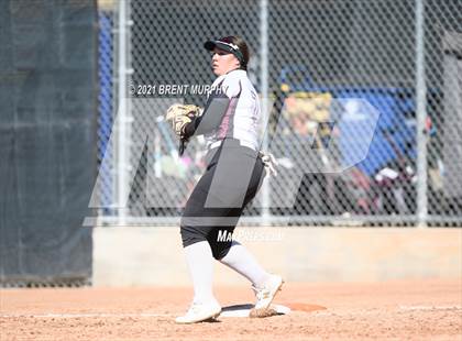 Thumbnail 2 in Frederick vs. Golden (CHSAA 4A Region 4) photogallery.