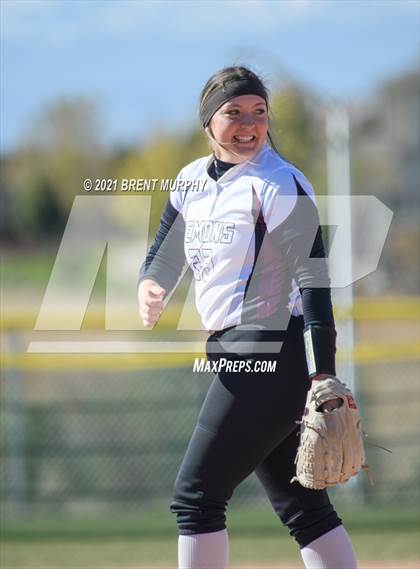 Thumbnail 1 in Frederick vs. Golden (CHSAA 4A Region 4) photogallery.