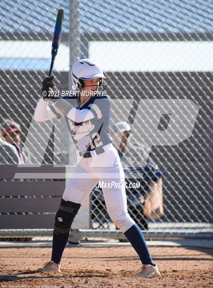 Thumbnail 1 in Frederick vs. Golden (CHSAA 4A Region 4) photogallery.