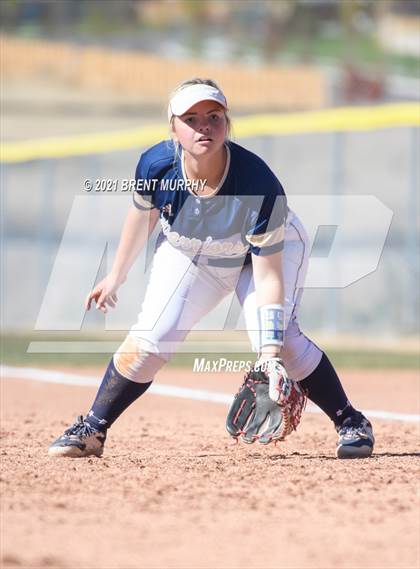 Thumbnail 2 in Frederick vs. Golden (CHSAA 4A Region 4) photogallery.