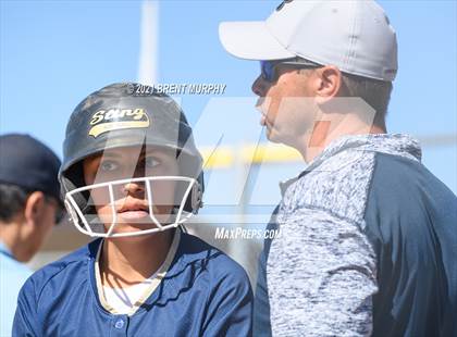 Thumbnail 3 in Frederick vs. Golden (CHSAA 4A Region 4) photogallery.
