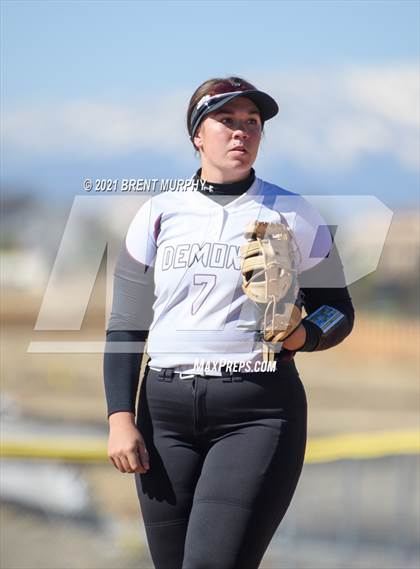 Thumbnail 1 in Frederick vs. Golden (CHSAA 4A Region 4) photogallery.