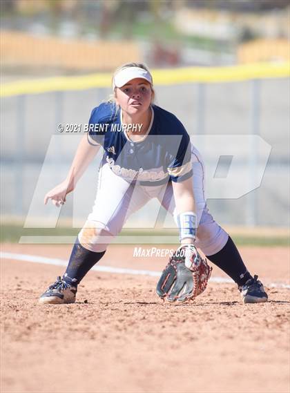 Thumbnail 3 in Frederick vs. Golden (CHSAA 4A Region 4) photogallery.