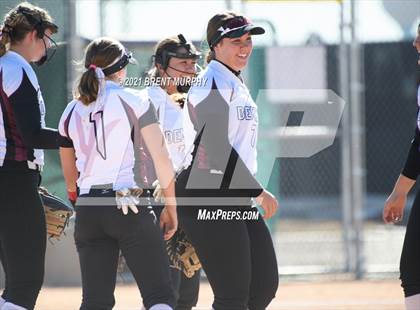 Thumbnail 2 in Frederick vs. Golden (CHSAA 4A Region 4) photogallery.