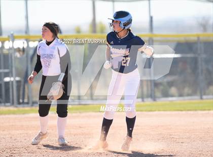 Thumbnail 3 in Frederick vs. Golden (CHSAA 4A Region 4) photogallery.
