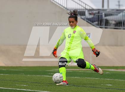 Thumbnail 3 in Boerne vs. Diamond Hill-Jarvis (UIL 4A Final) photogallery.