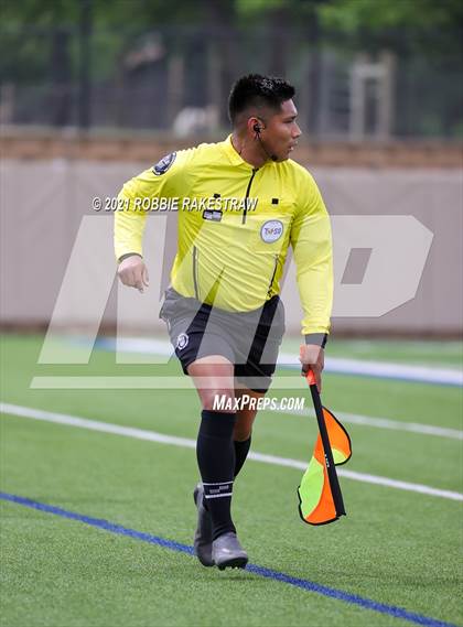 Thumbnail 2 in Boerne vs. Diamond Hill-Jarvis (UIL 4A Final) photogallery.