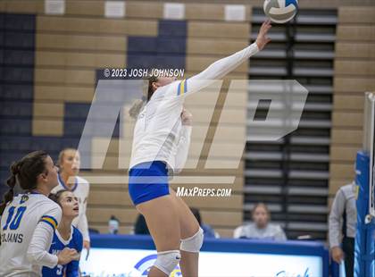 Thumbnail 2 in East Ridge @ Wayzata photogallery.