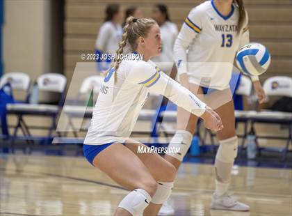 Thumbnail 2 in East Ridge @ Wayzata photogallery.
