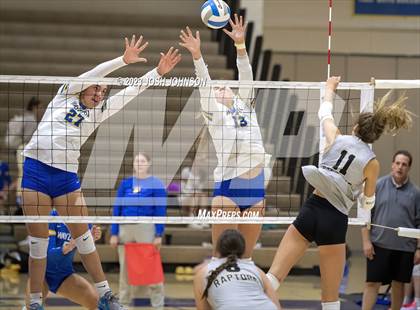 Thumbnail 1 in East Ridge @ Wayzata photogallery.