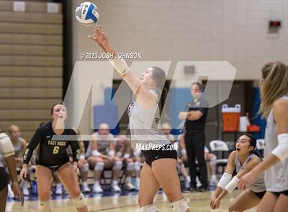 Thumbnail 1 in East Ridge @ Wayzata photogallery.